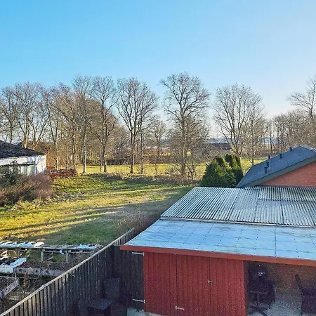 10 Person In Hadsund-by Traum * Hadsund
